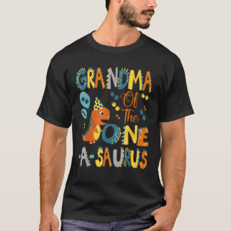 Oma des einen a Saurus 1st Geburtstag Dinosaurier T-Shirt