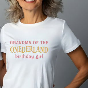 Oma des Geburtstagmädchens Alice im Wunderland T-Shirt