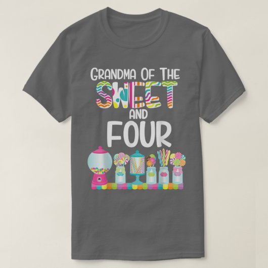 Oma des Süßen und vier Candy Birthday Lolli T-Shirt (Design vorne)