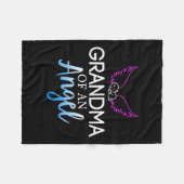 Oma eines Angel Sids Awareness Month Fleecedecke (Vorderseite (Horizontal))