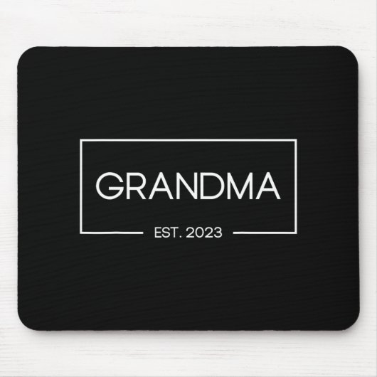Oma Est 2023 Neue Großmutter Erstes Mal  Mousepad (Vorne)
