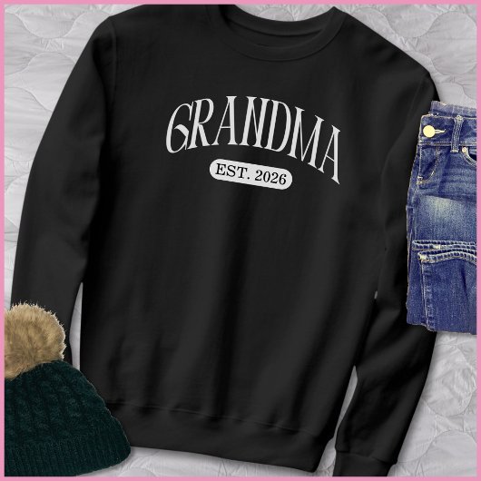 Oma Est. 2026 Oma werden Sweatshirt