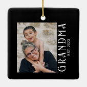 Oma Established Foto-Geschenk Keramikornament (Rückseite)