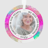 Oma Forever in unserem Herzen Regenbogen-Glitzer Ornament (Rückseite)