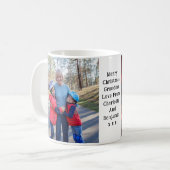 Oma Foto | Santa Sitting am Kamin Kaffeetasse (Vorderseite Links)