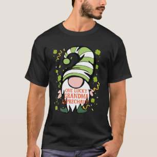 Oma Funny St Patrick's Day Lucky Gnome Familie T-Shirt