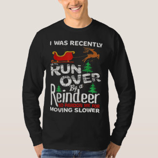 Oma Got von einem Rentierweihnachtsfest überfahren T-Shirt