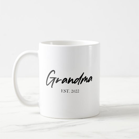 Oma Großmutter Custom Est Year Minimal einfach Kaffeetasse (Links)
