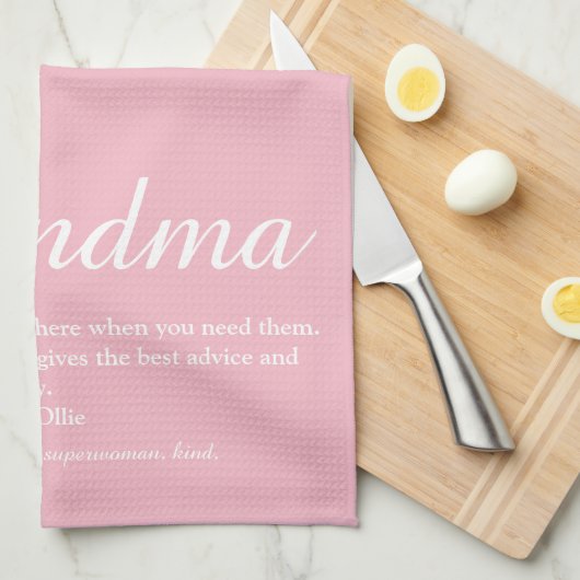 Oma, Großmutter Definition Script Rosa Geschirrtuch (Viertel Falte)