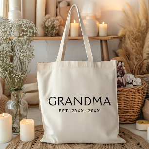 Oma hat ein neues Großeltern-Geschenk etabliert Tragetasche