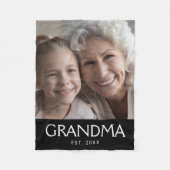 Oma hat moderne schwarze Typografie-Foto eingerich Fleecedecke (Vorderseite)