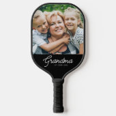 Oma hat modernes Skriptfoto eingerichtet Pickleball Schläger (Vorderseite)