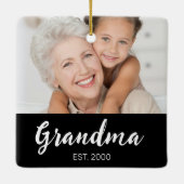 Oma hat Schwarz-Weiß-Script-Foto eingerichtet Keramikornament (Rückseite)