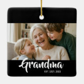 Oma hat Schwarz-Weiß-Script-Foto gegründet Keramikornament (Rückseite)