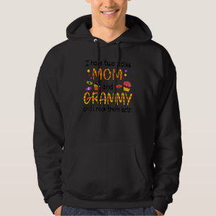 Oma ich habe zwei Titel Mama und Grammy Hoodie