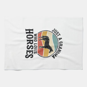Oma liebt Pferde Vintage-Stich-Shirt-Design Geschirrtuch