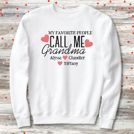 Oma mit roten Herzen und Kindernamen Sweatshirt