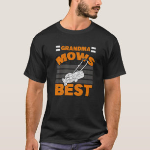 Oma Mows Best Grandmutter Gardener Lawnmower L T-Shirt