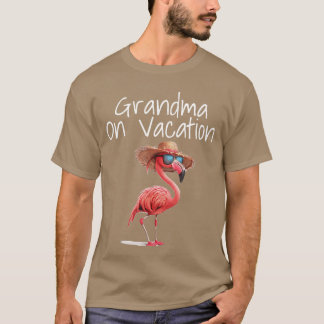 Oma on Vacation Funny Flamingo Beach Abstecher G T-Shirt