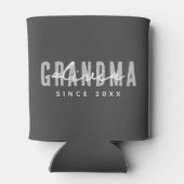 Oma seit 20XX Moderne einfache Preppy Dosenkühler (Rückseite)