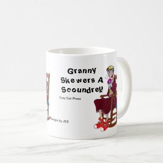 Oma spießt einen Schurken - schwarze Beschriftung Kaffeetasse (VorderseiteRechts)