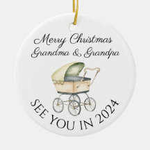 Oma und Großvater für neue Baby-Ankündigung