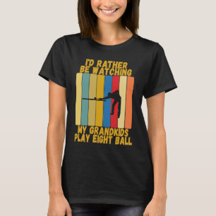 Oma und Opa schauen lieber Enkelkindern beim Achtk T-Shirt
