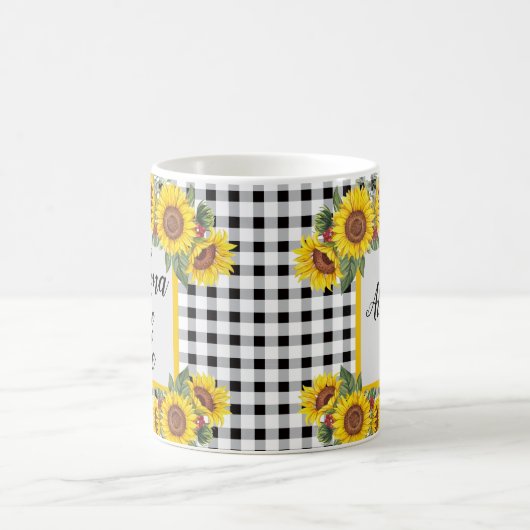 Oma von Bride Customized Gingham Sunflowers Kaffeetasse (Mittel)