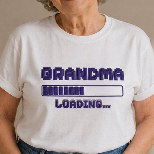 Oma wird geladen Schwangerschafts-Enthüllungsshirt T-Shirt