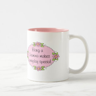 Oma zu sein macht jeden Tag besonders Zweifarbige Tasse