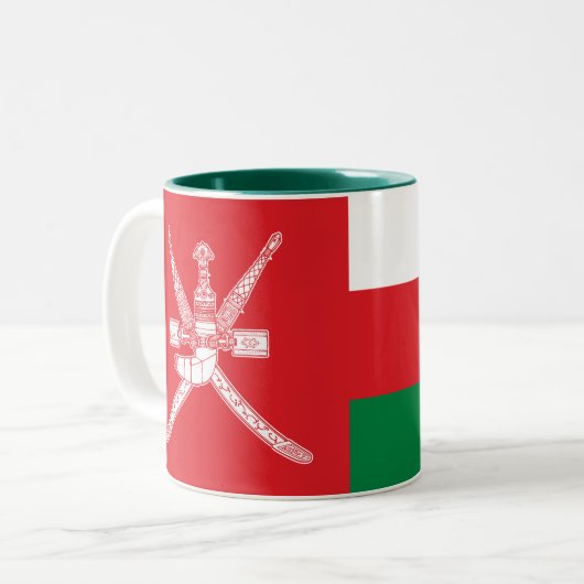 Oman Flag Zweifarbige Tasse (Vorderseite Links)