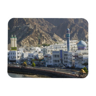 Oman, Muscat, Mutrah. Gebäude entlang der Mutrah Magnet
