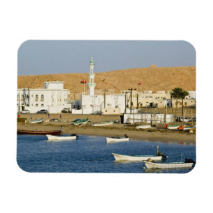 Oman, Region Sharqiya, Sur. Ayajh Town, Dämmerung Magnet