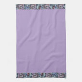 Omas Blumenmuster-Sofabild Geschirrtuch (Vertikal)