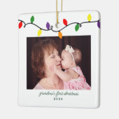 Oma's erstes Foto mit farbenfrohen Weihnachtsbeleu Keramikornament (Links)