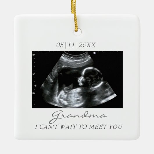 Oma's First Grandbaby Ultrasound Weihnachten Keramikornament (Vorderseite)