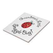 Oma's Little Snuggle Bug! Fliese (Seite)