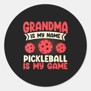 Omas Pickleball ist Name Pickleball Runder Aufkleber