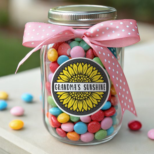 Oma's Sunshine Sonnenblume Runder Aufkleber