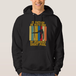 Omas und Opas schauen lieber zu, wenn Enkel schieß Hoodie