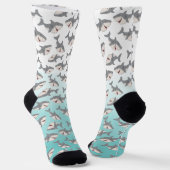 Ombre Blue Niedlich Cartoon Shark Week Muster Socken (Gewinkelt)