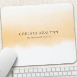 Ombre Gold Watercolor Minimalistisch Business Mousepad<br><div class="desc">Ombre Gold Wasserfarbe Minimalistisch Business Maus Pad. Perfekt für ein weibliches Business-Look für Haarstylisten,  Makeup Künstler,  Kosmetologe und mehr!</div>
