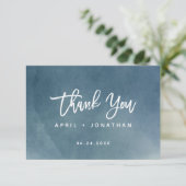 Ombre Nichts Extravagant nur Liebe Brush Typografi Dankeskarte (Stehend Vorderseite)