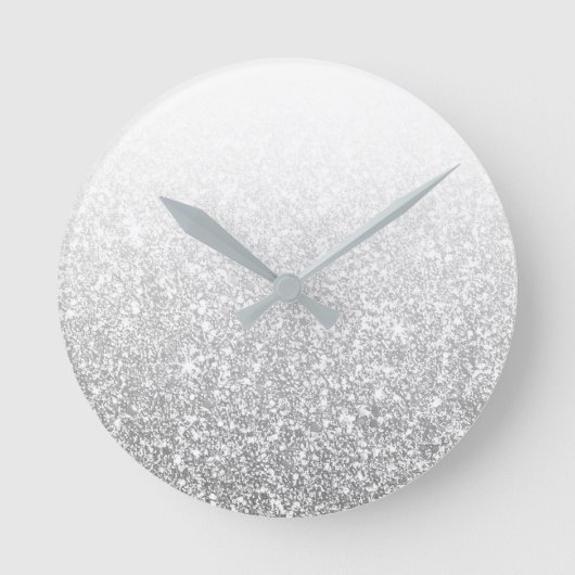 Ombre Silver Funkelnd White White Gray Minimal Runde Wanduhr (Vorderseite)