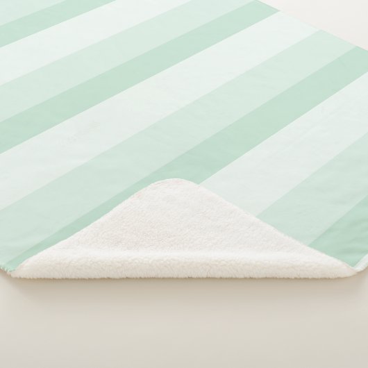 Ombre Streifen in Jadegrün Sherpadecke (3/4)