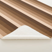 Ombre-Streifen in kaffebräunlichen Tönen Sherpadecke (3/4)