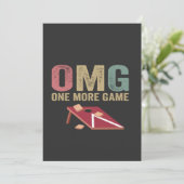 Omg ein weiteres Spiel lustige Spiel Conrhole Game Einladung (Stehend Vorderseite)