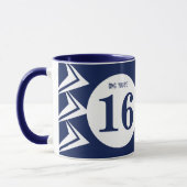 OMG Sie sind 16 Monogramm Name Marine und weiß Tasse (Links)