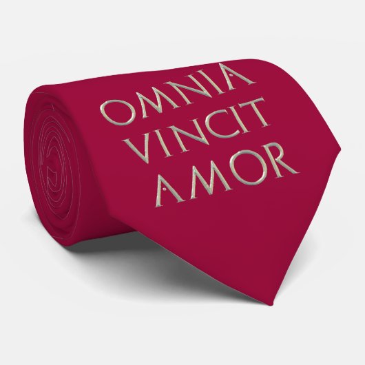 Omnia Vincit Amor Krawatte (Gerollt)