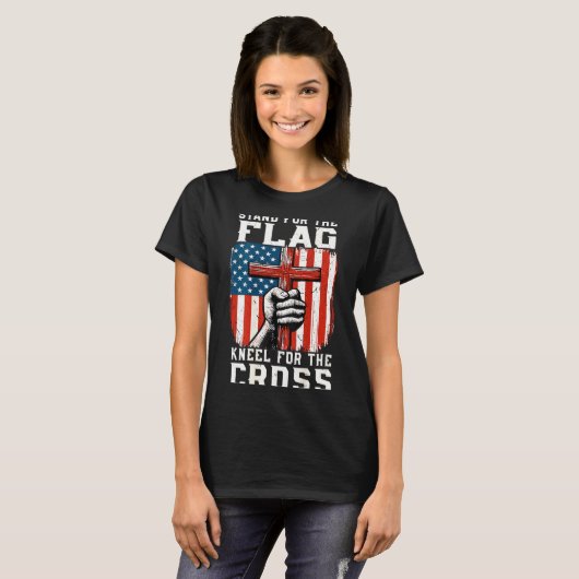On-back Stand For Flag Kneel Cross Patriotic Chris T-Shirt (Vorne ganz)
